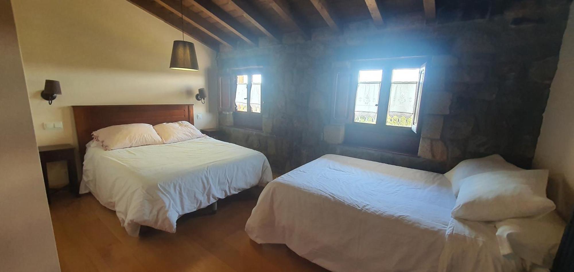 Fuente De Gueelo Guest House San Bartolomé de Meruelo Eksteriør bilde