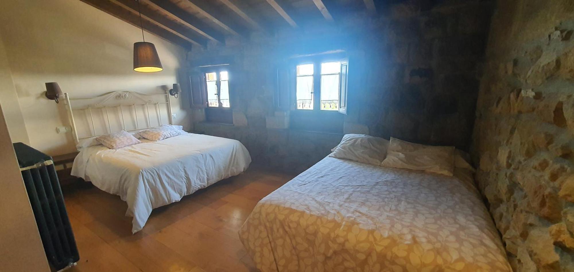 Fuente De Gueelo Guest House San Bartolomé de Meruelo Eksteriør bilde