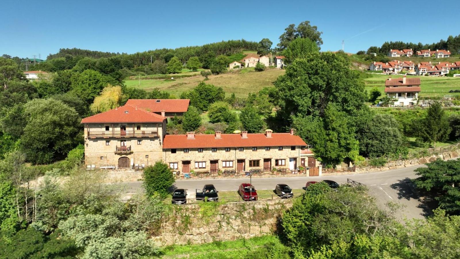 Fuente De Gueelo Guest House San Bartolomé de Meruelo Eksteriør bilde